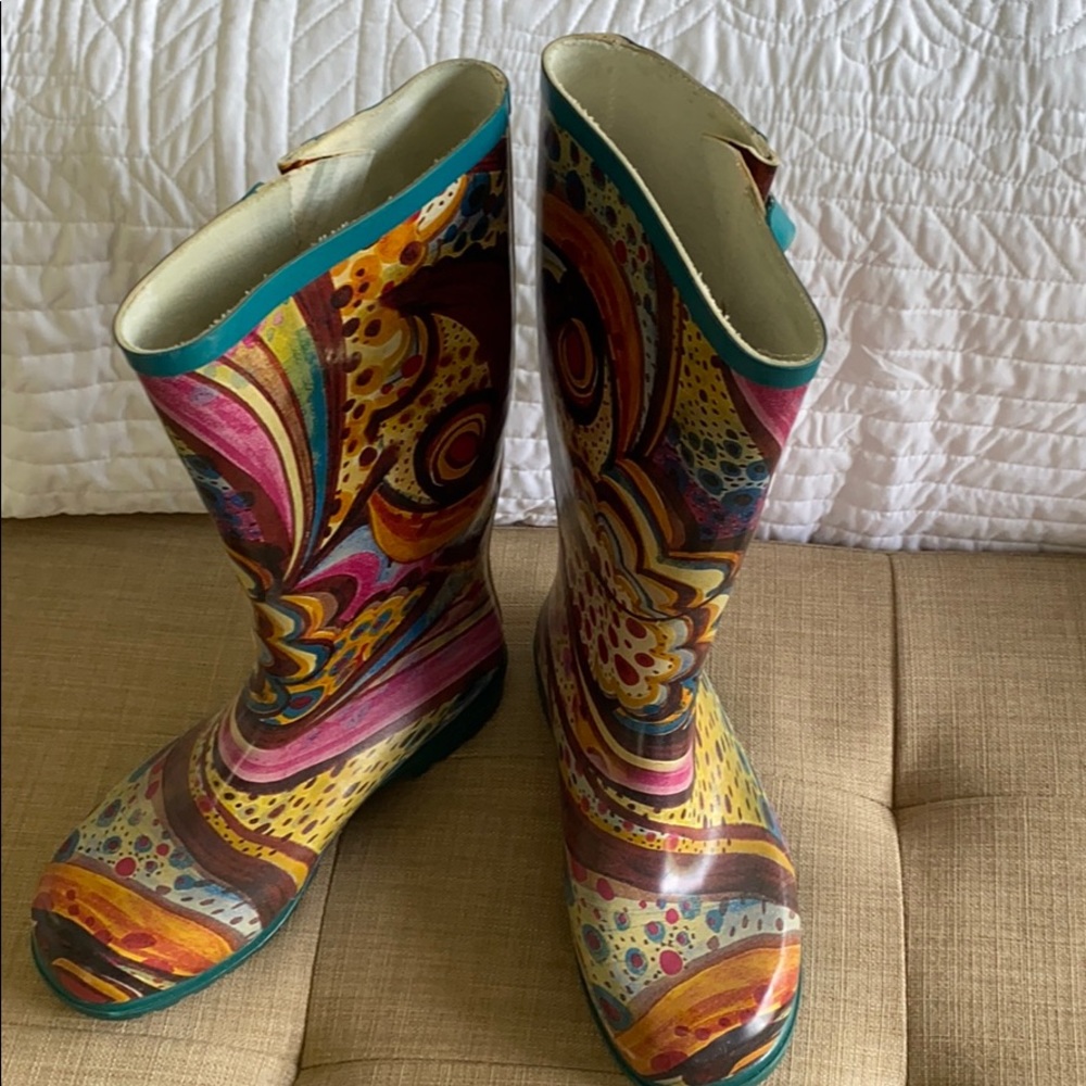 Nomad Multicolor Swirl Winter & Rain Boots